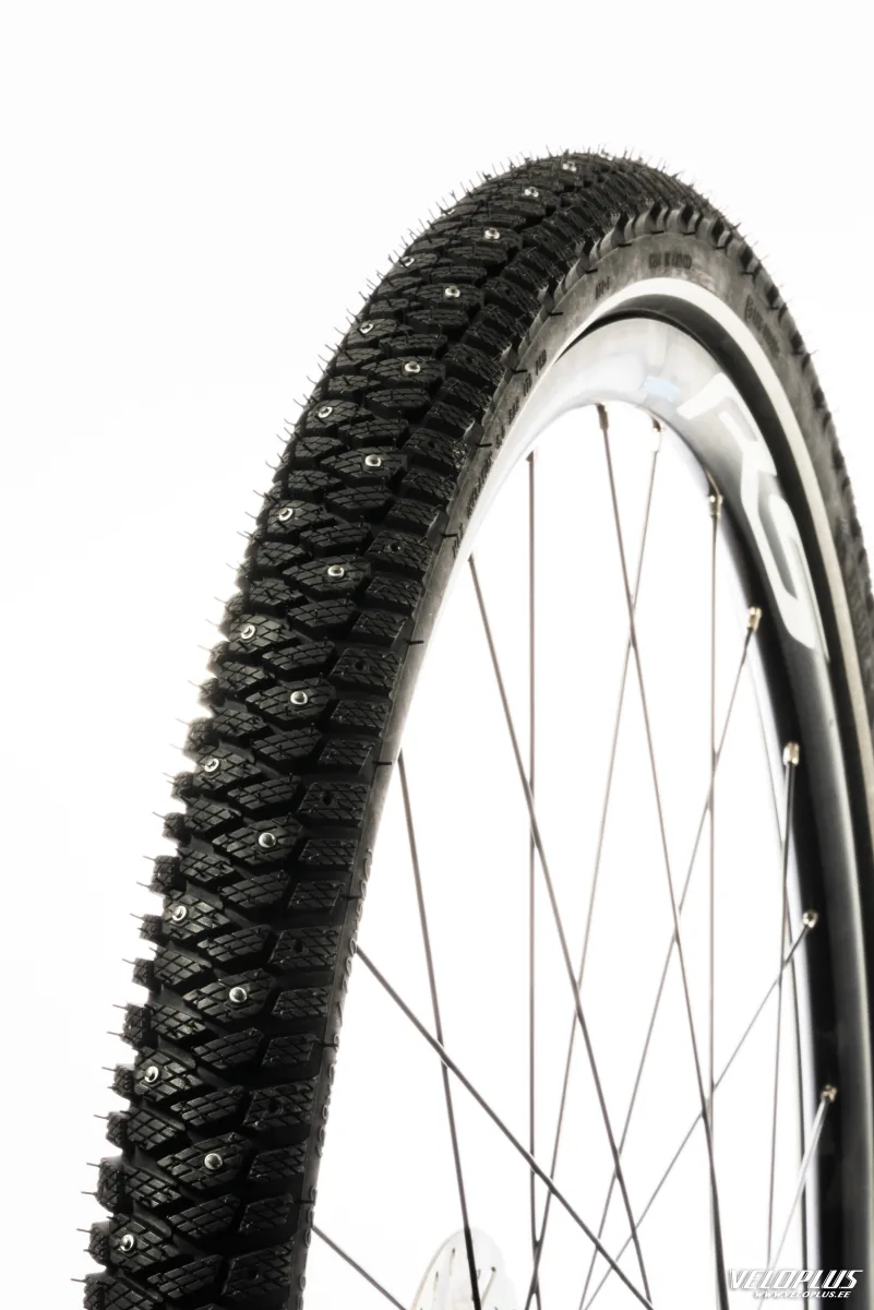 Шипованная шина Suomi Tyres 28x1,6 (42-622) ROUTA W124