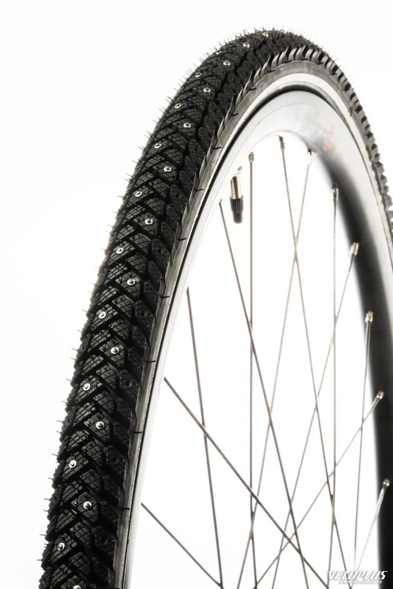 Шипованная шина Suomi Tyres ROUTA 28x1.35 (35-622) W124 шипа