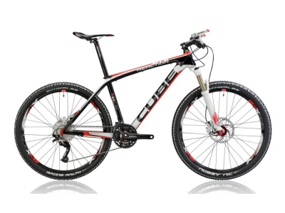 Ratas Cube Reaction GTC Pro 16 must-valge-punane