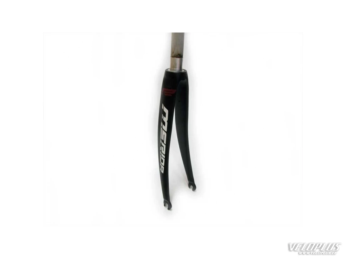 Esihark Road alu/alu must