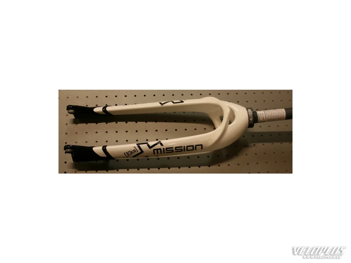 Esihark X-Mission Carbon 26-D valge