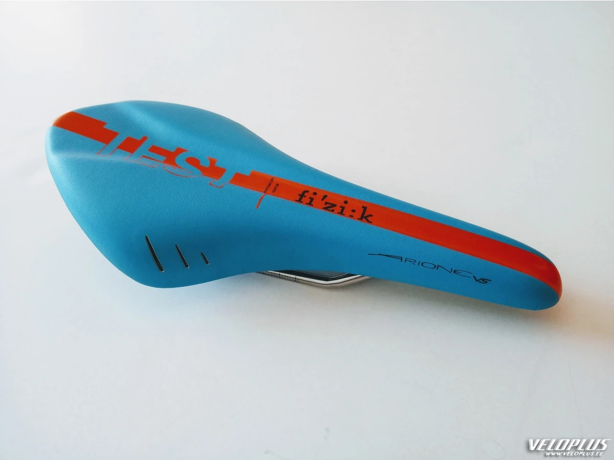 Road saddle Fizik ARIONE VS k:ium TEST light blue