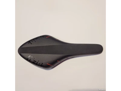 Road saddle Fizik Arione R7 black-red