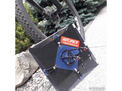 Kaardihoidja Autopilot PilotOne 30,5 cm süsinikust plaadiga