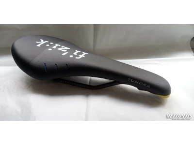 Saddle Fizik Tundra M3 black/grey/blue/yellow OEM