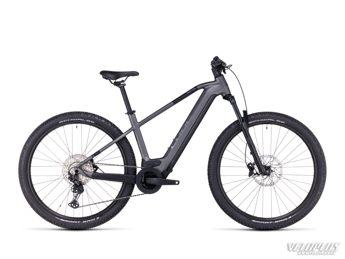 Cube Reaction Hybrid Race 750