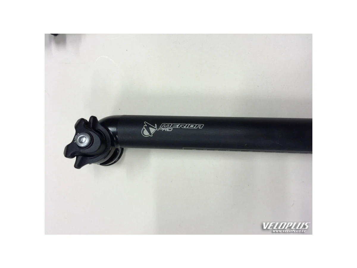 Post Merida Pro 31,6x350mm alumiinium must-valge