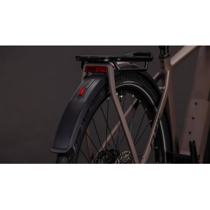 Cube Kathmandu Hybrid EXC 800