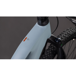 Cube Reaction Hybrid Race 800 Trapeze