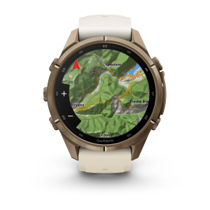 Garmin fenix 9 Pro - 43mm Tamsios auksinės spalvos titanas su kreminės / žalsvai pilkos spalvos silikoniniu dirželiu